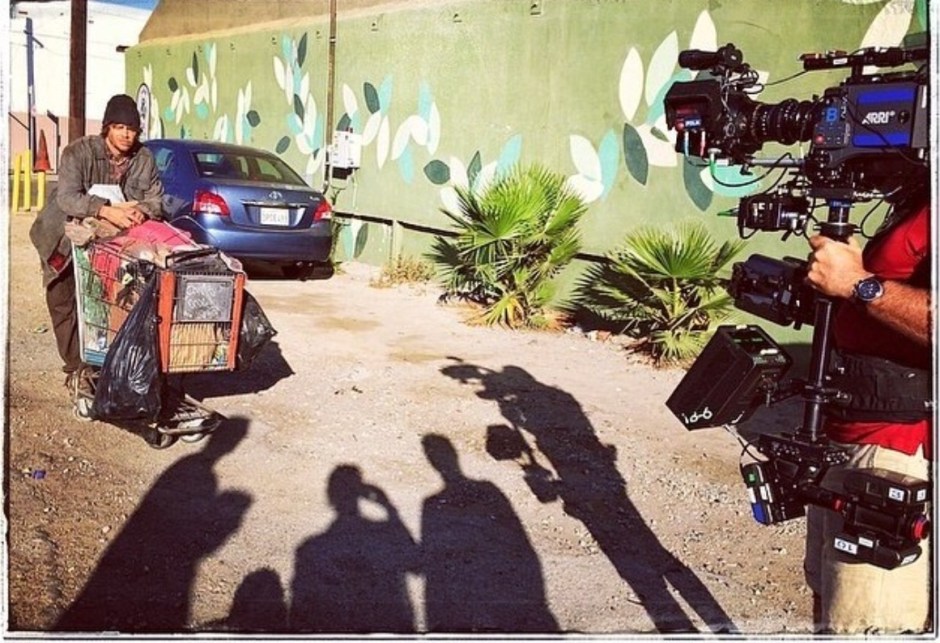 @ericcolsen: Day 2 = Homeless Deeks. Evidently the best way to cover the pasta chasing summer body is to wear 4 layers of polyester? #ncislabackinaction #fattylumpkindeeks #whydontucryaboutitsaddlebags #whomeverknowsthatlasthashtagwinsapony